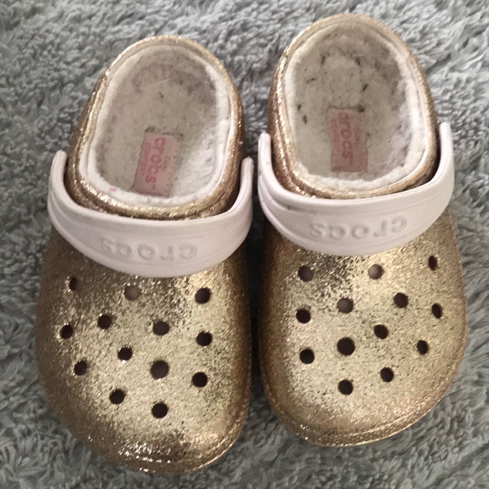 Glitter gold fur lined toddler crocs size C9